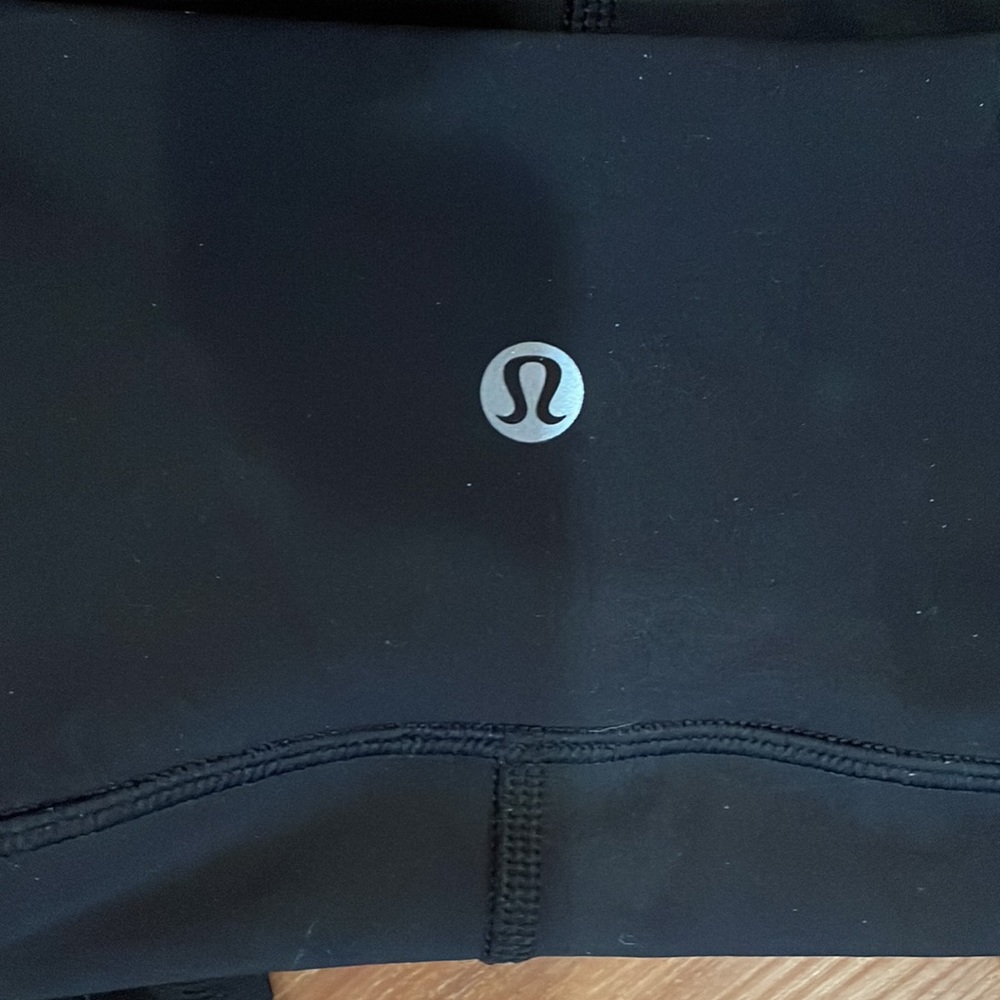 Black Lululemon Train Times High Rise Crop 21” - Picture 5 of 5